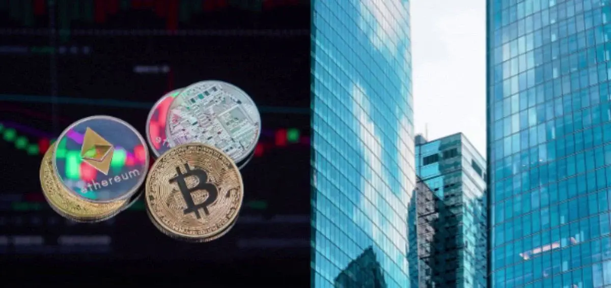 Bitcoin ETFs bleed $696M as the selloff deepens